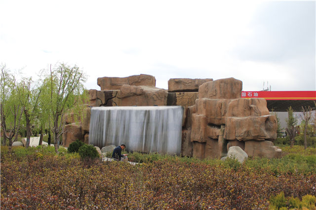 拉薩娘熱路格?；ü珗@